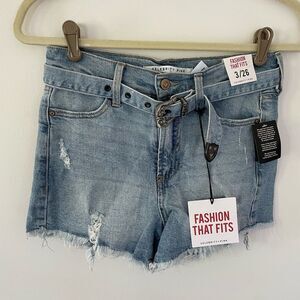 Celebrity Pink Distressed Denim Shorts, Sz 3/26 NWT